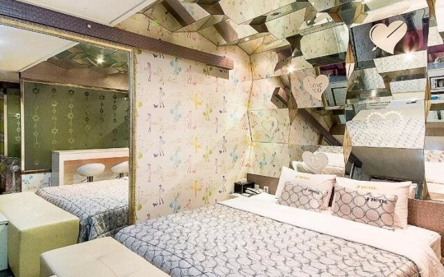 J Boutique Hotel Mg Stay