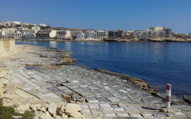 The April Maisonette