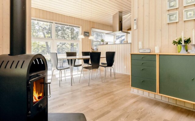 6 Person Holiday Home in Albaek