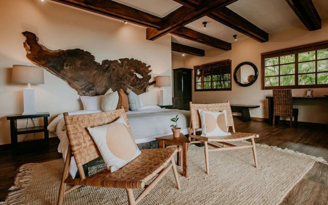 Sansara Surf and Yoga Resort - Retreat