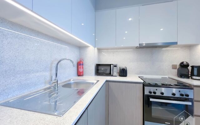 Luxury 2bed Balcony City View