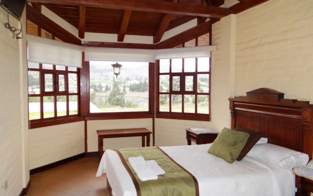 Hosteria El Imperio Real