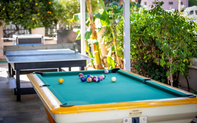Peridis Family Resort