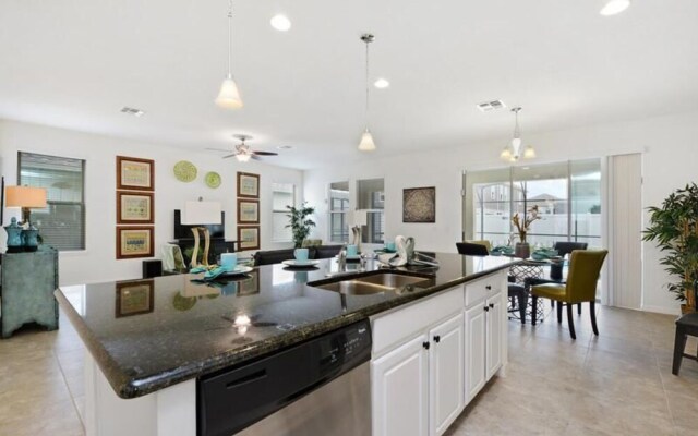 Amazing House! - West Haven - 1339YC