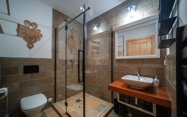 Rich Witch Villa&SPA