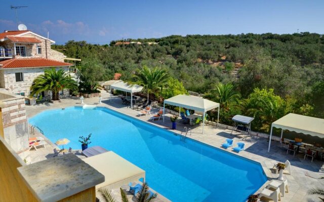 Paco's Resort