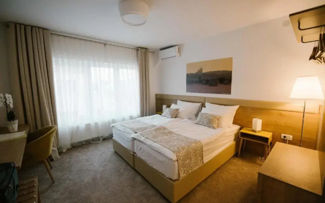2I rooms