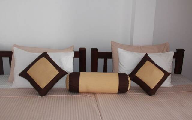 Ravindra Hotel and Restaurant