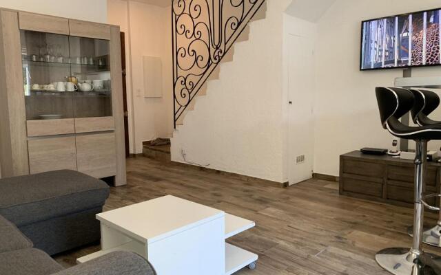 Apartement Maenat