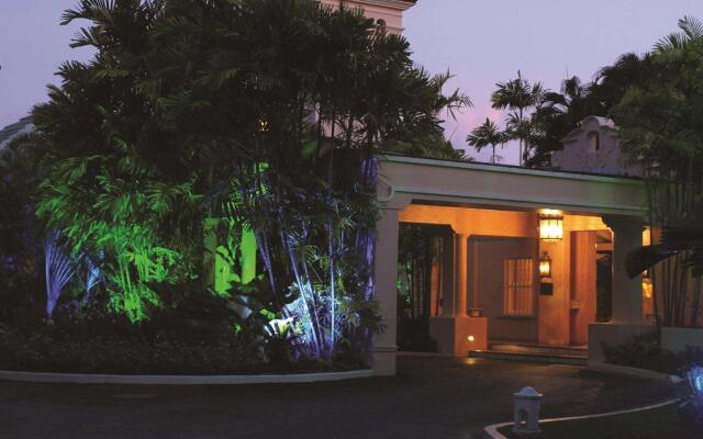 Fairmont Royal Pavilion
