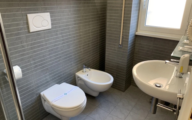 Tiburtina Suites