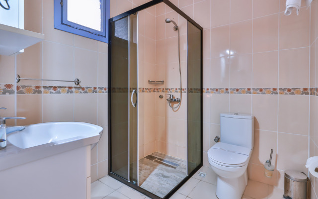 Livan Hotel Deluxe