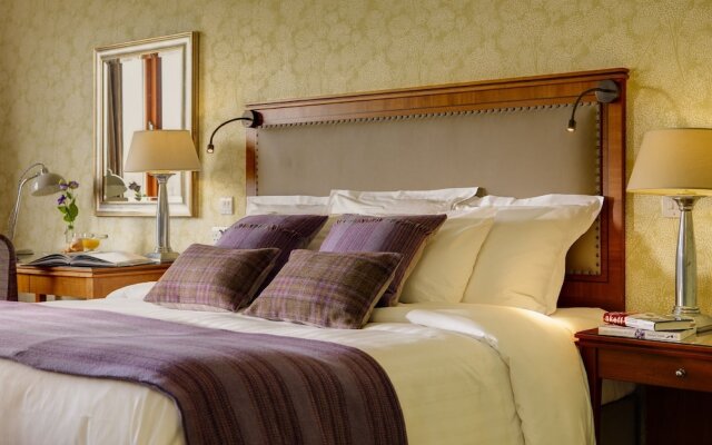 Druids Glen & Country Club