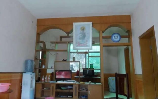 Caiyin Inn – Guest Rooms – Zhangjiajie