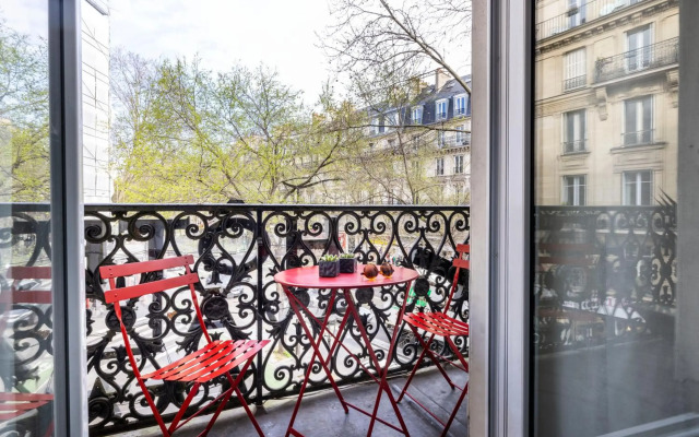 Avalon Hotel Paris Gare du Nord