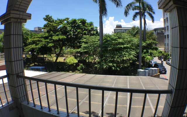 Zizai Garden Bed and Breakfast
