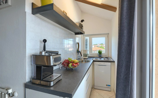 Apartment Ari - Pula, cozy with roof terrace