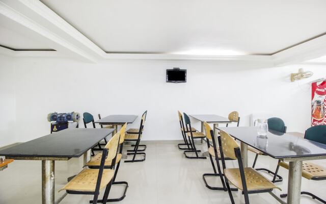 FabHotel Rekha Residency Rajajinagar