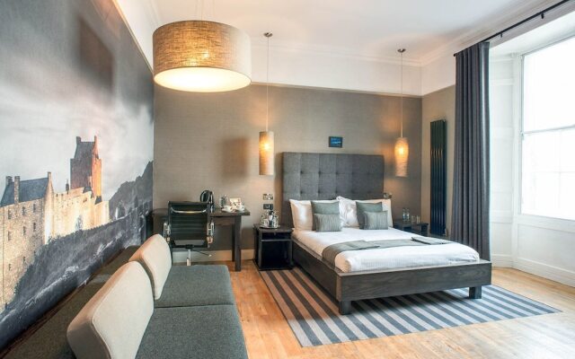 Rooms & Suites Picardy Place