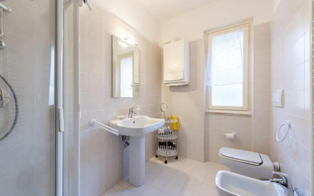 Peaceful Apartment In Deiva Marina