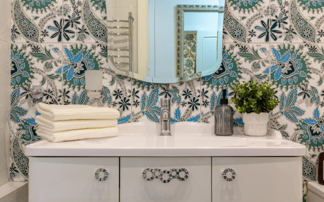 Moscow Deluxe на набережная Карамышевская