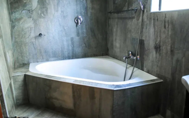 Thavhani Guest House