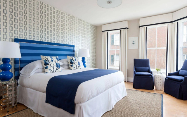 76 Main Ink Press Hotel