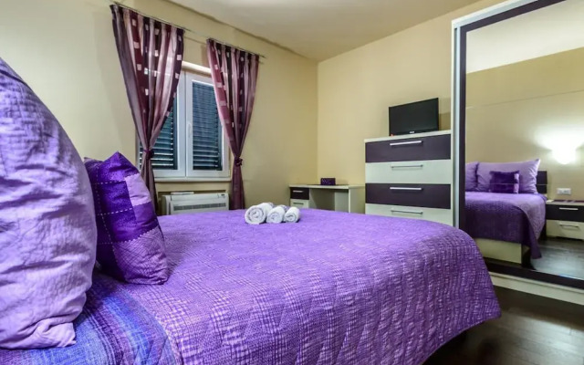 Villa Pave - Six-bedroom Villa With Terrace and Swimming Pool