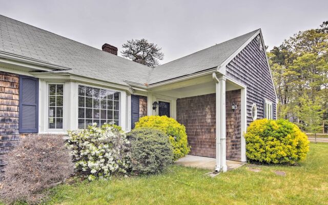Spacious Getaway W/deck - Walk to Nantucket Sound!