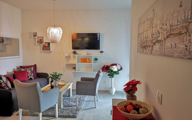 Wine One Bedroom Apartment -28