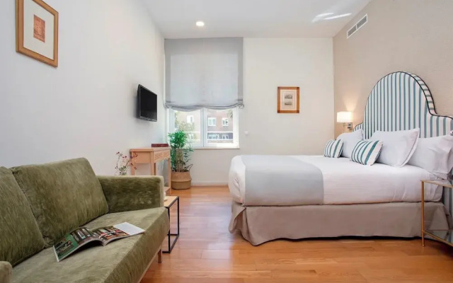 Exclusive Apartment 5BD in Seville. Carlos V