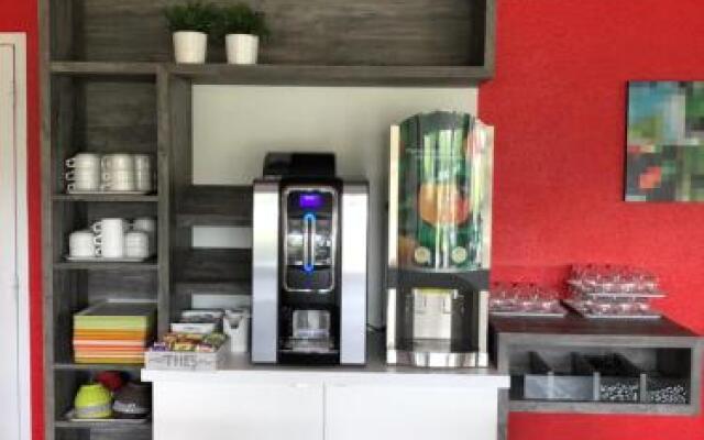 Brit Hotel Rouen Sud / Val De Reuil