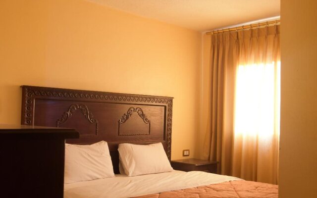 Cleopetra Hotel