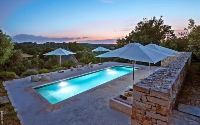 311 Villa con Piscina ad Ostuni