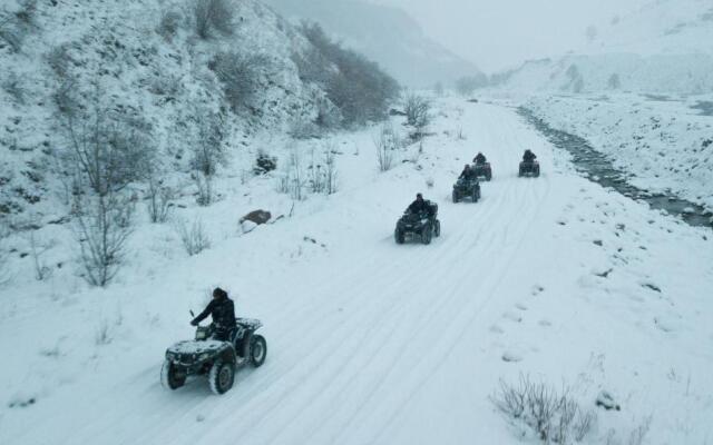 Hostel Gudauri Adventure