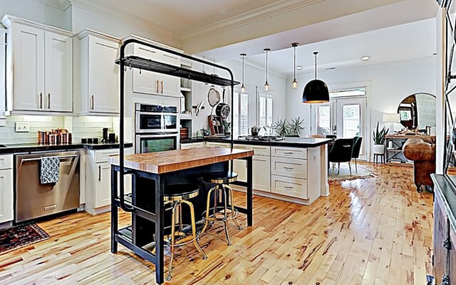 17th Street Home - 4 Br Home