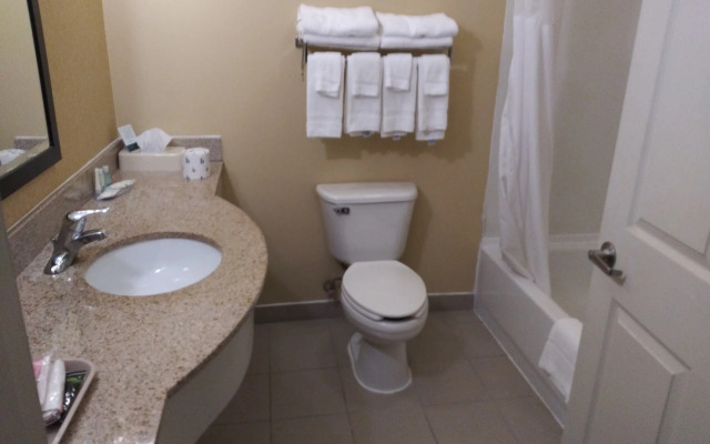 Quality Inn & Suites Chambersburg Northeast