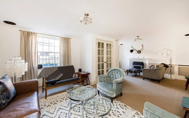 2 Bed Apartment, Notting Hill
