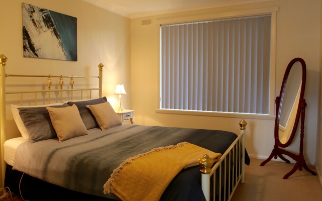 Sails on Port Sorell Boutique Apartments – Guest Rooms – Port Sorell