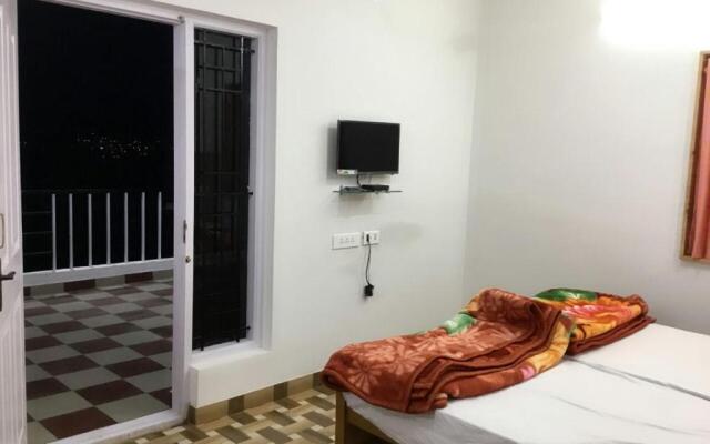 Vignesh holiday inn