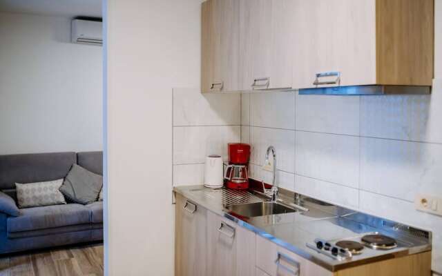 Aquarius Apartments by DuHomes