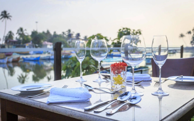 Acron Waterfront Resort