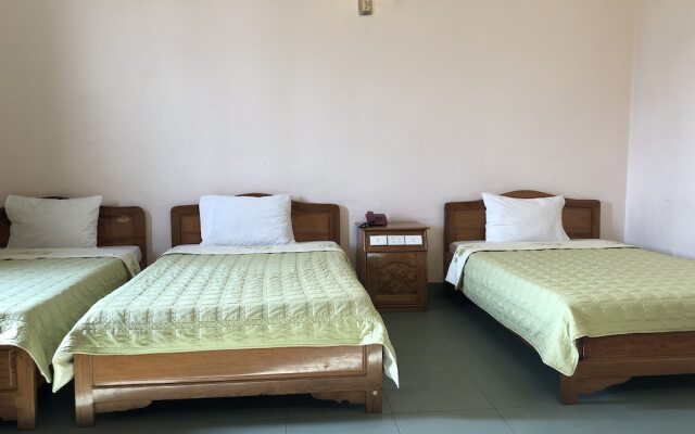 Thong Nhat 2 Hotel