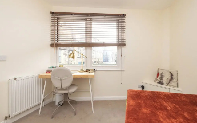 Cozy Maisonette near Edinburgh Castle