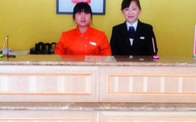 Homeinns (Baoding Baigou Hedao international luggage City Wuyi Road store)