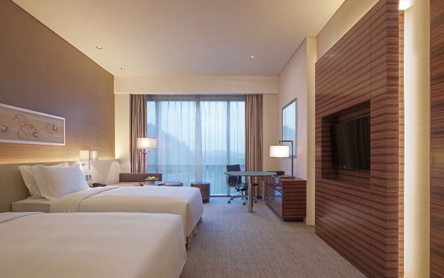 New World Guiyang Hotel