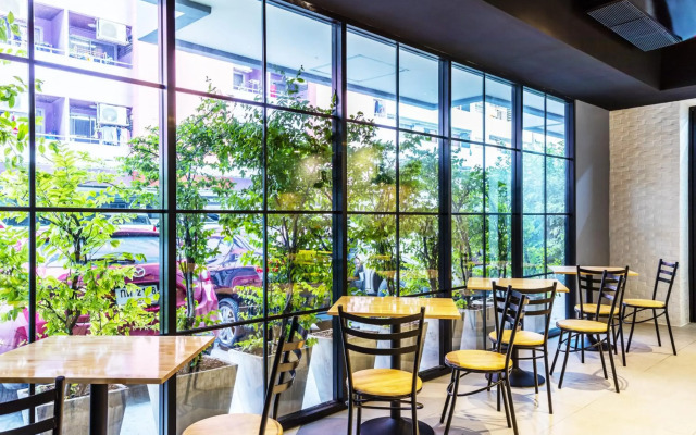 Aliz Hotel