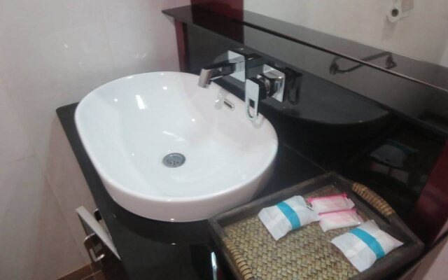 Inpeng Hotel & Resort