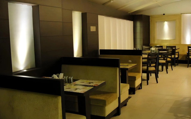 Hotel Chanchal Deluxe