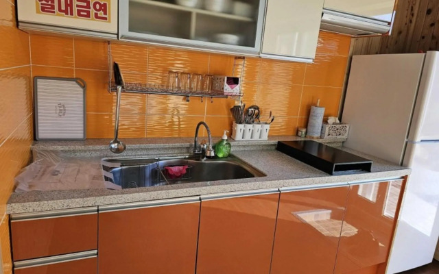 Muju Windmills and Streams Pension